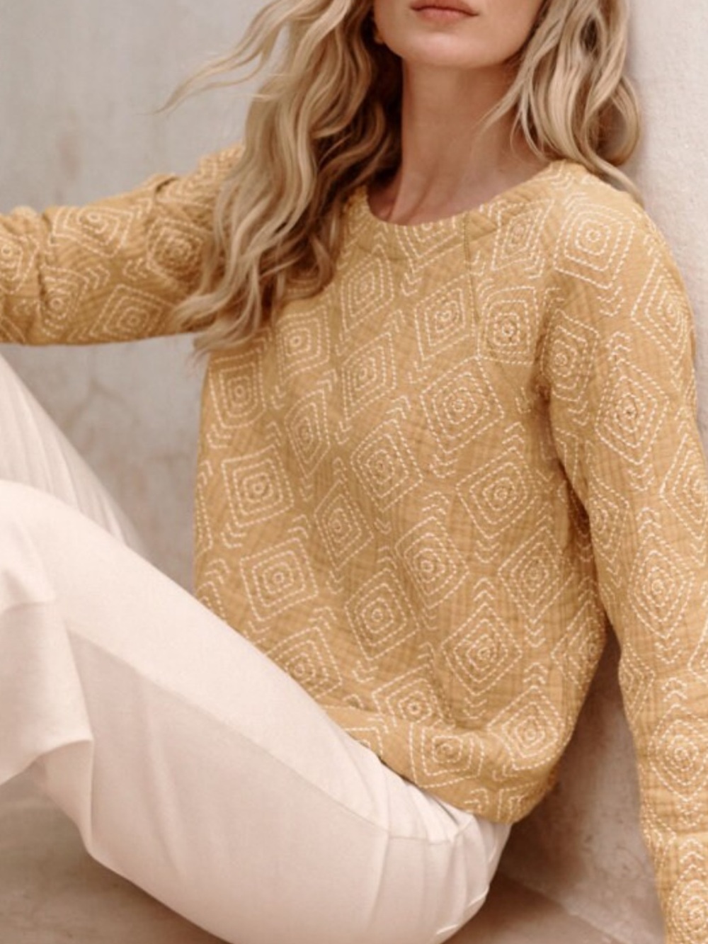Garnet Hill boho chic top
✨